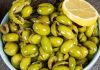 Çekirdeksiz zeytin, hem evlerde hem de restoran mutfaklarında tercih ediliyor. Gıda teknolojisindeki gelişmeler sayesinde, çekirdeksiz zeytinler lezzetinden ödün vermeden sofralara ulaşıyor.