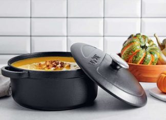 Döküm tencerede pişirme, sadece lezzet açısından değil, sunum açısından da sofraları zenginleştirir. Büyük tencerelerde servis edilen yemekler, aileyi ve misafirleri bir araya getiren sosyal bir deneyim yaratır.