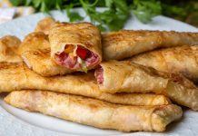 Paçanga böreği, hem ev kullanıcılarına hem de restoranlara pratik bir çözüm sunuyor. Sofralardaki bu lezzet, hem kahvaltılarda hem de özel davetlerde sunulabiliyor.