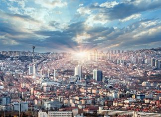 Şehir yemekleri, yalnızca beslenme ihtiyacını karşılamakla kalmaz, aynı zamanda bir toplumun geçmişinden günümüze taşıdığı değerlerin de temsilcisidir.