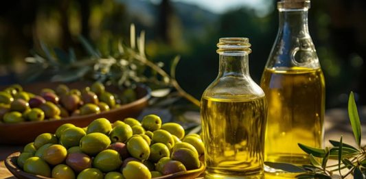 Sofralarda Zeytinyağı Ziyafeti Lezzet ve Sağlığın Buluşma Noktası Türkiye’nin dört bir yanında yetiştirilen zeytin ağaçları, yalnızca ekonomik değil aynı zamanda kültürel bir zenginliğin de temsilcisidir. Bu kıymetli meyveden elde edilen zeytinyağı, yüzyıllardır sofralarımızın vazgeçilmezi olarak yerini koruyor. Ancak son yıllarda zeytinyağı tüketimi yalnızca geleneksel lezzet anlayışıyla sınırlı kalmıyor; aynı zamanda sağlıklı yaşam trendlerinin de merkezine yerleşmiş durumda. Konulu bir haber görseli.