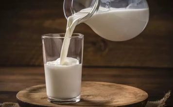 Süt: Sağlıklı Beslenmenin Temel Taşı Süt, yüksek besin değerine sahip bir içecektir. İçeriğinde protein, kalsiyum, vitaminler ve mineraller bulunur.