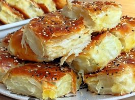 Börek: Geleneksel Lezzetin Modern Yorumları Börek, Türk mutfağının en sevilen hamur işleri arasında yer alır. İnce açılmış yufkaların, çeşitli iç malzemelerle buluşması sonucu ortaya çıkan börek, kahvaltıdan ana öğüne kadar pek çok öğünde tercih edilebilir. Geleneksel tarifler, nesilden nesile aktarılırken, modern mutfaklarda farklı dolgu ve pişirme teknikleriyle yeni yorumlar kazanıyor. Konulu bir haber görseli.